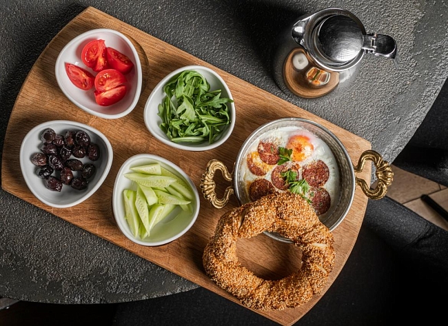 Турецкие завтраки в ресторане MEAT_COIN фото № 5