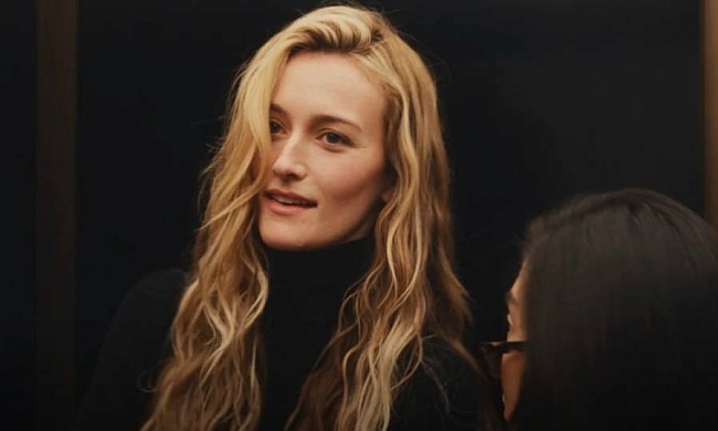 Как у Кэролин: как повторить укладку героини сериала «Американская история любви» фото № 3