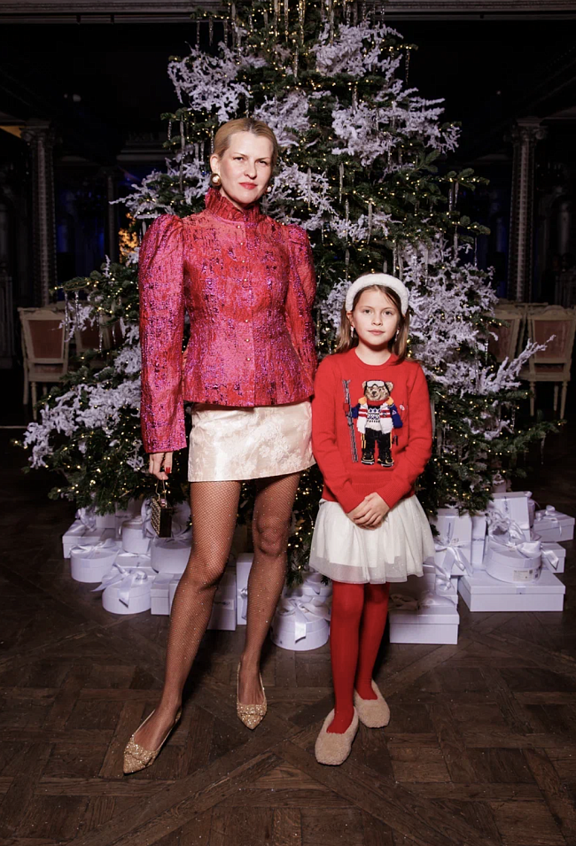 Полина Киценко с дочерью фото № 9