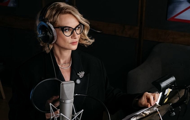Эвелина Хромченко в «Дьявол носит Prada 2» фото № 14