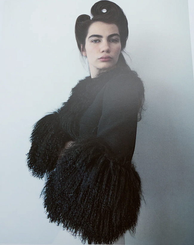 Жакет, SONIA RYKIEL; джинсы, M XIÍ фото № 2