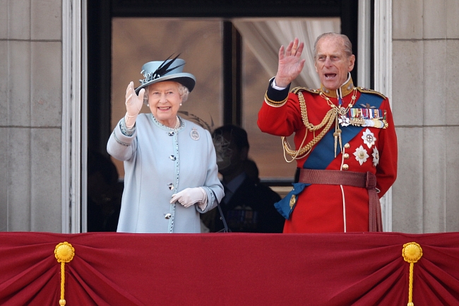 Елизавета II и принц Филипп, 2011 фото № 2