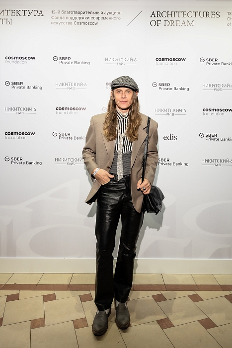 Влад Лисовец фото № 3