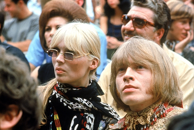 Нико и основатель Rolling Stones Брайан Джонс, 1967 год фото № 8