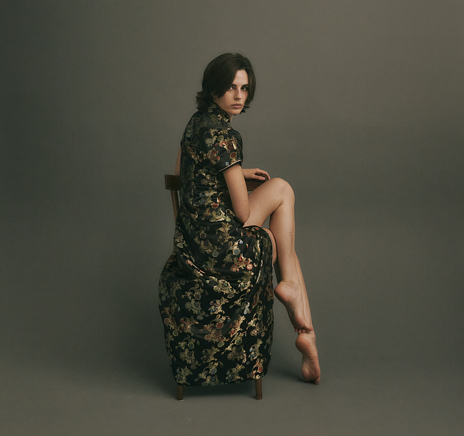 Лиза Шакира: «Самое важное — не потерять внутреннюю тишину, когда вокруг сплошной шум» фото № 1