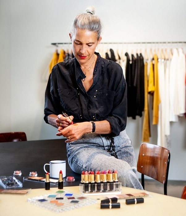 isabel marant и l’oréal paris представят совместную коллекцию косметики фото № 1 Isabel Marant и L’Oréal Paris представят совместную коллекцию косметики фото № 1