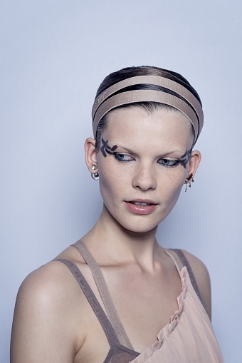 Символизм: макияж с показа Dior в Париже фото № 6