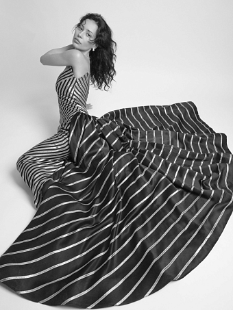 Почему мы любим Алексу Деми, хотя ее мало — и нужно ли ее больше? фото № 3