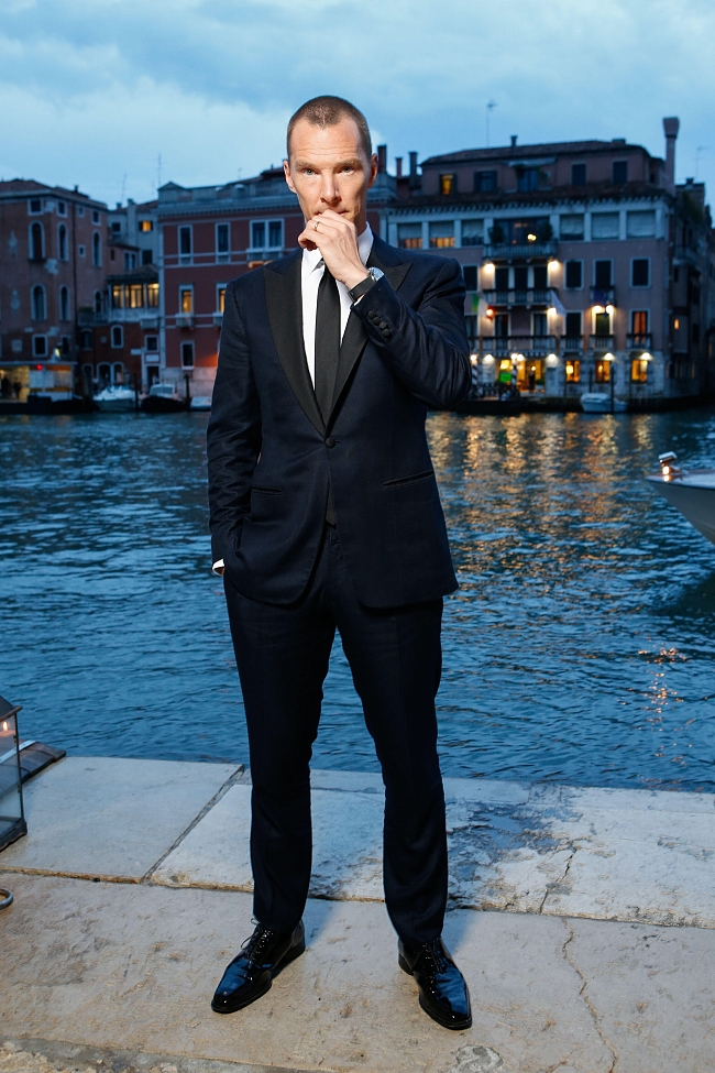 Венецианский кинофестиваль: Бенедикт Камбербэтч на вечере Jaeger-LeCoultre фото № 1