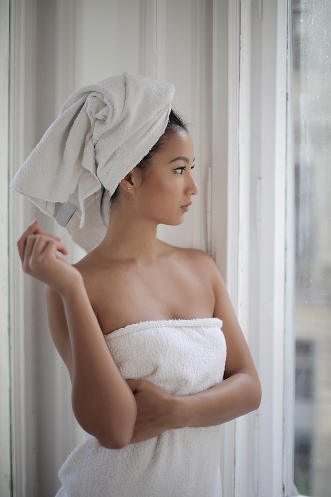 Никакого полотенца: как правильно сушить лицо после умывания фото № 2