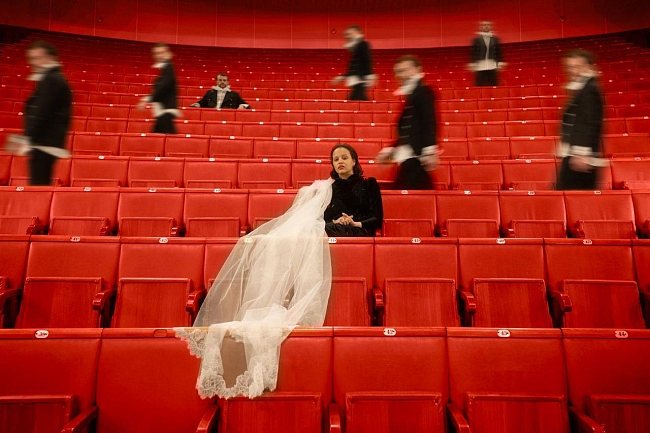 Love Mass performance фото № 7