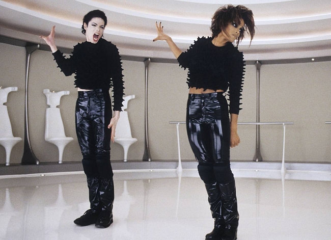 Кадр из клипа Майкла Джексона и Джанет Джексон Scream фото № 6