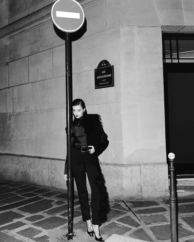 Fashion-дайджест: новогодняя коллекция «Хохлома», ASKENT х LUDA NIKISHINA и другие новости фото № 6