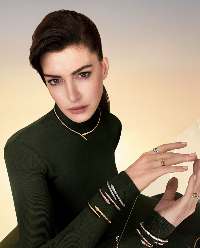 Fashion-дайджест: новая коллекция Furla, зимний дроп YULIAWAVE и другие новости фото № 2