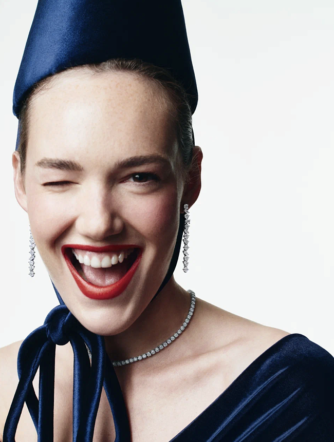 Fashion-дайджест: коллекция Kalmanovich Holiday, новогодний дроп Qari Qris и другие новости фото № 3