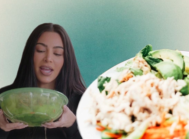Этим летом готовим любимый салат Ким Кардашьян, потому что он вкусный и не слишком калорийный