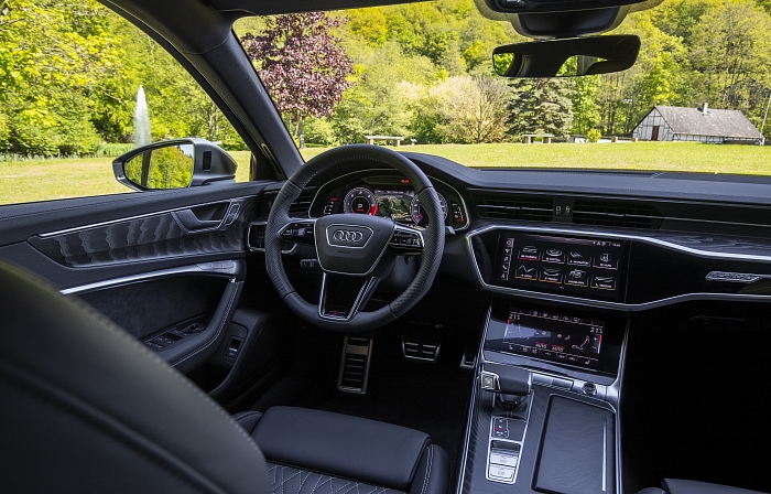 Audi S6 фото № 10