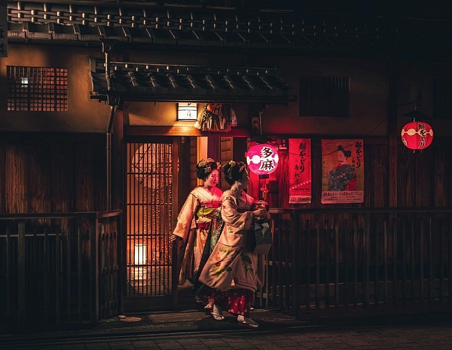 Кто такие гейши и чем они известны в японской культуре? Фото: @olgun_shoots фото № 5