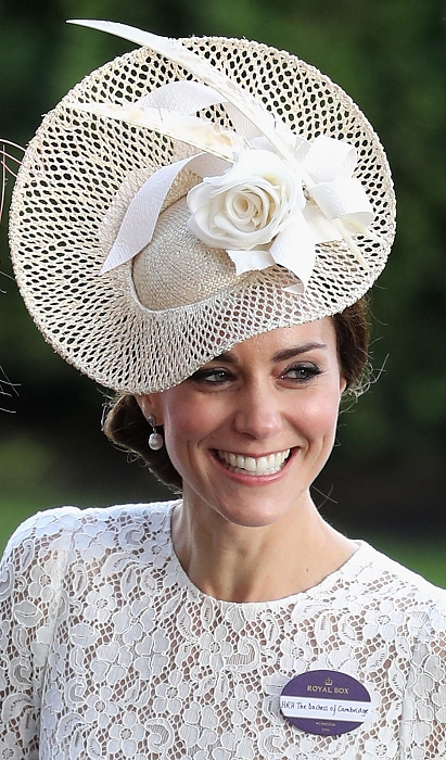 Скачки Royal Ascot: самые красивые шляпки за всю историю фото № 4