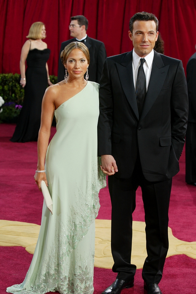 Дженнифер Лопес и Бен Аффлек на 75-й церемонии вручения «Оскара» (2003) фото № 4
