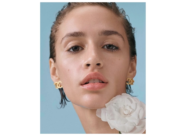 Moisturizing. Легкие увлажняющие средства для лица на лето-2025 