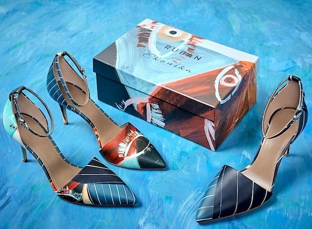 «Эконика» выпустила туфли, которые будут продаваться не парой, а тройкой