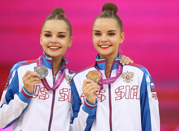 Посланницы Элегантности Longines: Арина и Дина Аверины на чемпионате мира по художественной гимнастике