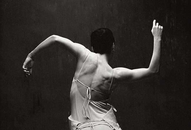 Экспериментальная танц-драма «До поезда осталось» фото № 7