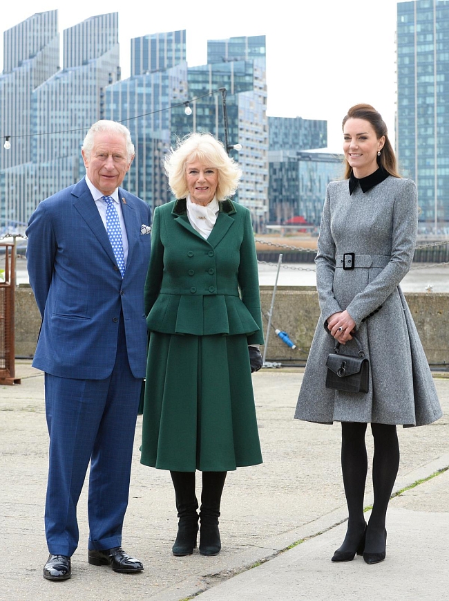 Принц Чарльз, герцогиня Камилла и Кейт Миддлтон фото № 1