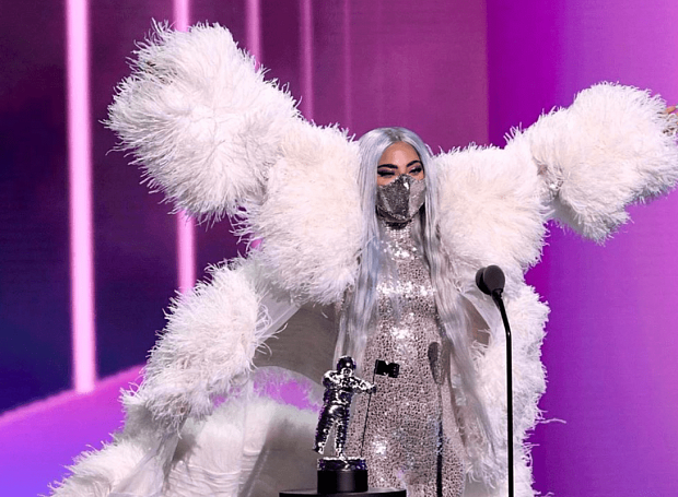 MTV VMA 2020: Леди Гага сменила за вечер 5 образов, и все они идеальны