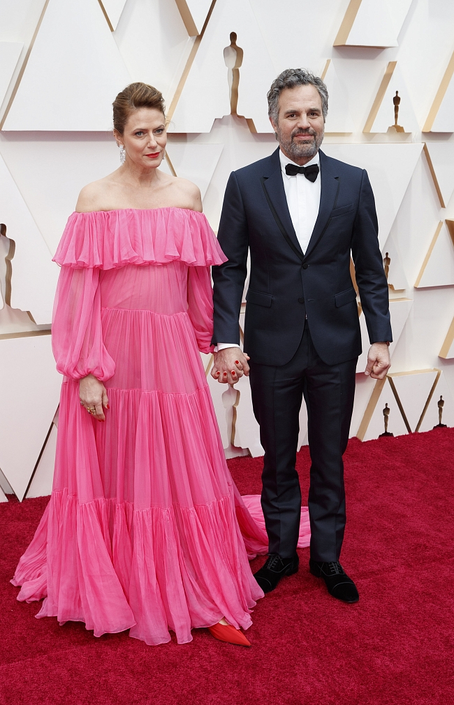 Самые красивые звездные пары на красной дорожке «Оскара-2020» фото № 7