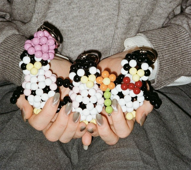 Fashion-дайджест: новогодняя коллекция AUTENTIMENTS, NUME x KALMANOVICH и другие новости фото № 11