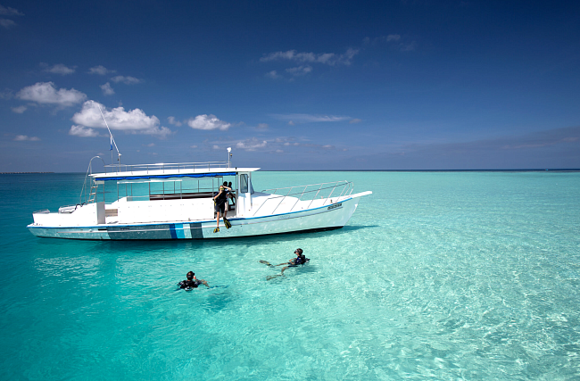Niva Velassaru Maldives: обновленный курорт с лагуной, спа и пилатес-студией фото № 5