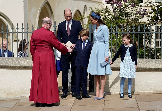 Кейт Миддлтон и принц Уильям с детьми фото № 3