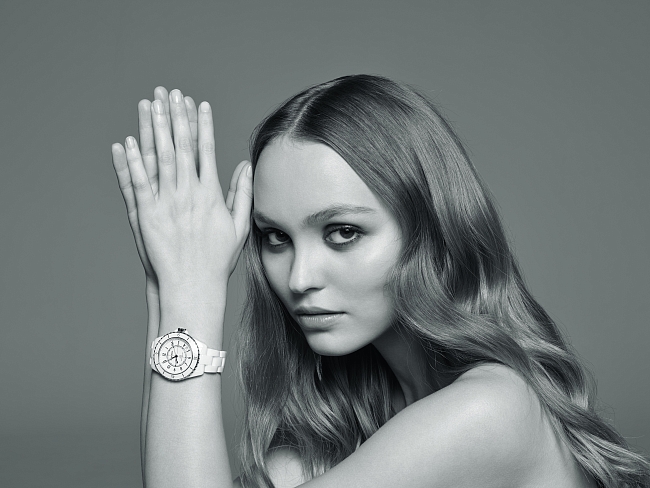 Решающая секунда: Chanel отмечают 20-летие модели часов J12 фото № 1