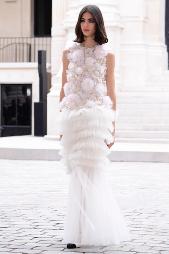 Chanel Haute Couture осень-зима 2021/2022 фото № 18