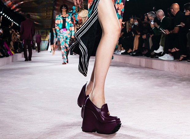 Не верите, что обувь на платформе возвращается? Показы на Неделе моды в Милане вас переубедят