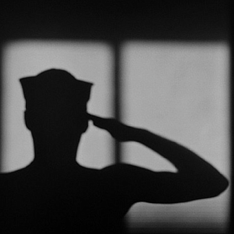 смотреть, но (не) трогать: роберт мэпплторп и искусство прикосновения фото № 12 Без названия фото № 12