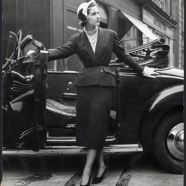 Костюм Acacias из коллекции Dior Haute Couture весна-лето 1949 фото № 2