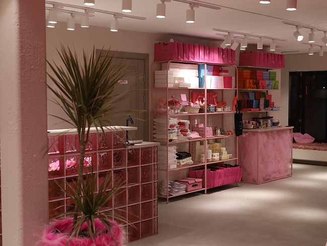 Бьюти-дайджест: день рождения клиники Dr.Teter Cosmetology, юбилей бренда d'Alba, коллаборация Limba Cosmetics х TaShe professional фото № 5