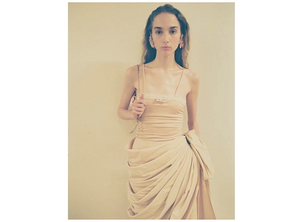 Milky pink lips — трендовый макияж губ зимы