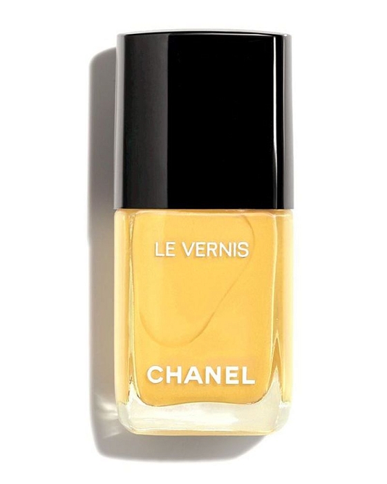 Лак для ногтей Le Vernis, оттенок 592 Giallo Napoli от Chanel, 1 960 руб.  фото № 5