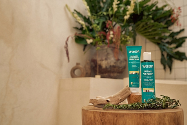 Бьюти-дайджест: новая версия легендарной сыворотки Clarins, коллаборация i do beauty х Philosophy by Alex Kontier, гамма THALION фото № 7