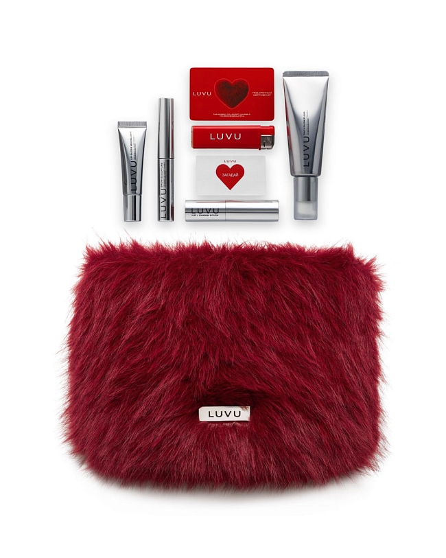 Бьюти-дайджест: десятилетие красной помады Romanovamakeup, коллаборация Эрмитаж и «М.Косметик», новогодняя благотворительная акция в MA AND MI и TEKSTURA фото № 13