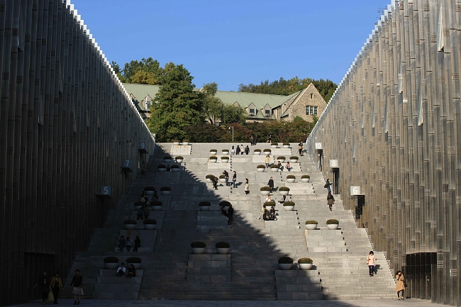 Женский Университет Ихва (Ewha Womans University) фото № 6