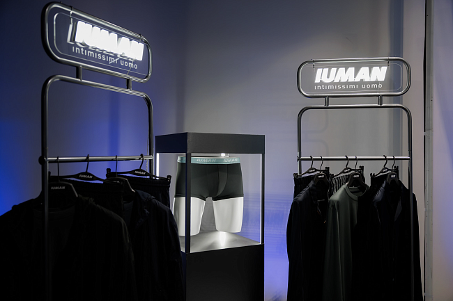 Fashion-дайджест: кампейн 12 STOREEZ, новые модели JENЁK и другие новости фото № 6