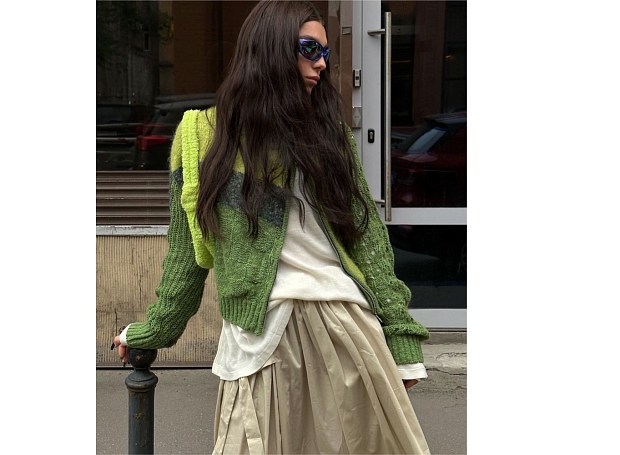 Oversize-свитер — обязательная составляющая модных осенних образов