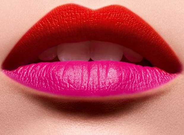 Поцелуй лета: макияж губ с Lancôme Matte Shaker