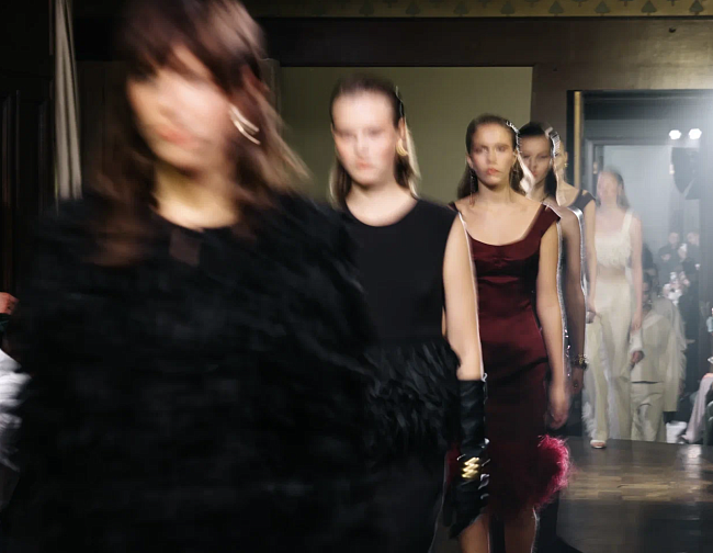 Как прошел показ новой коллекции LEFFERS в Доме Смирнова фото № 1