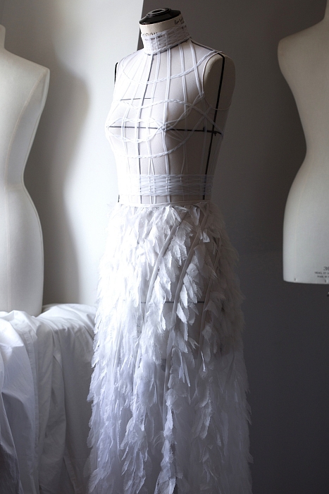 Как создавалось каннское платье Dior Haute Couture Люпиты Нионго фото № 10